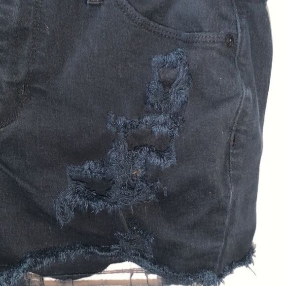 Universal Thread Black Distressed Denim Shorts Size 10 - Picture 5 of 10